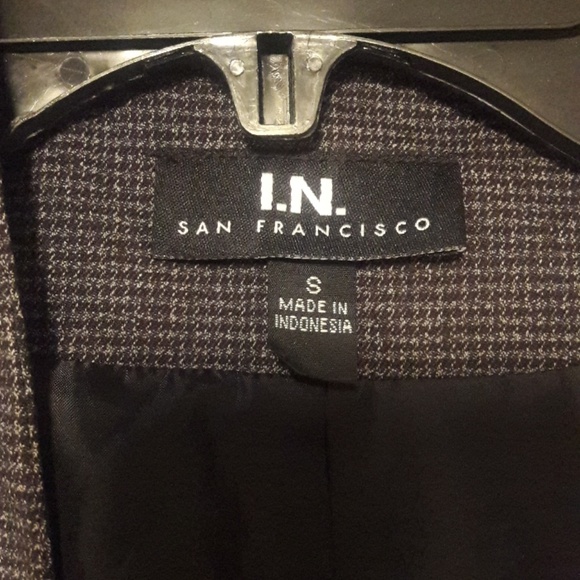 Jacket - Picture 5 of 6